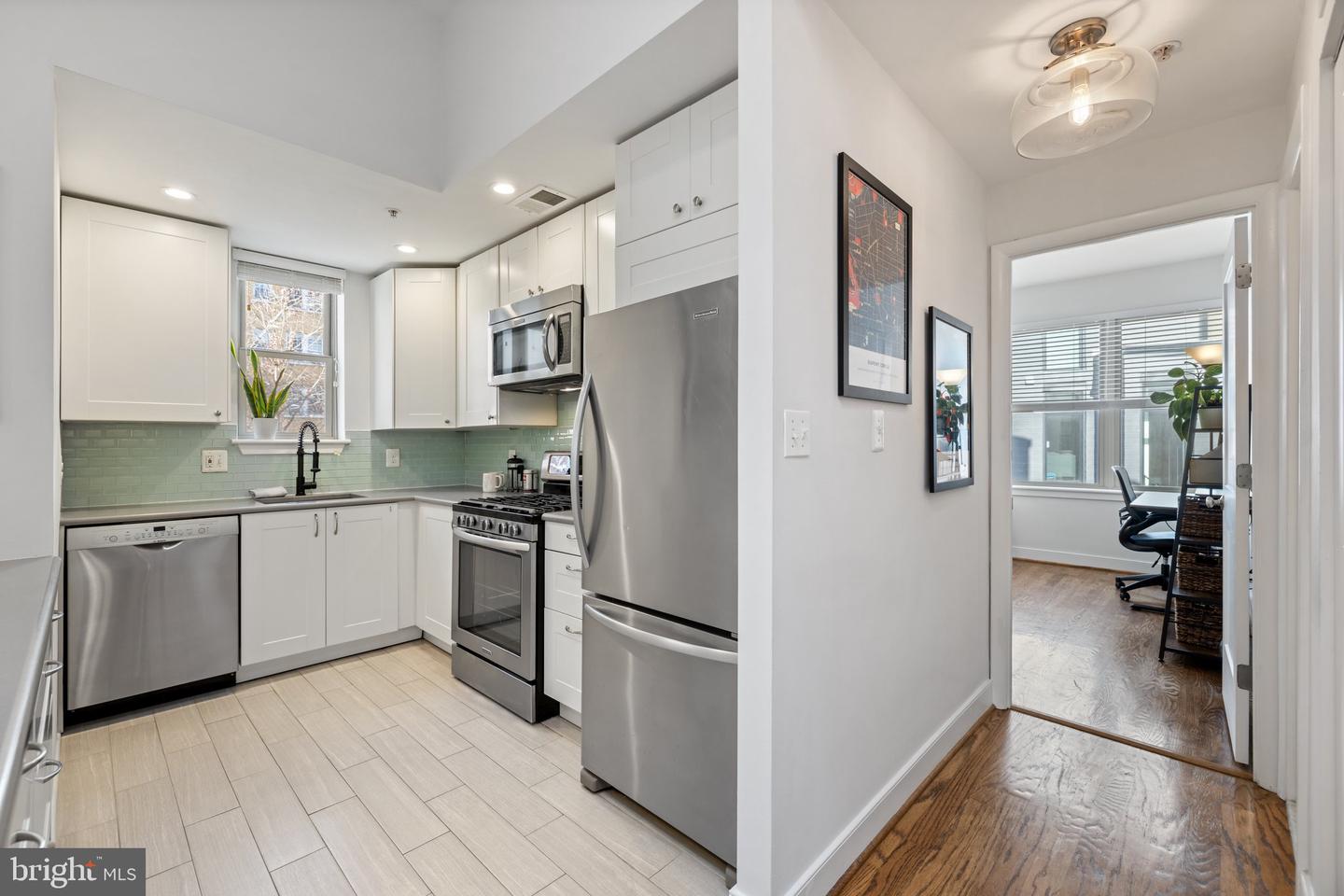 1445 N N ST NW #303, WASHINGTON, District Of Columbia 20005, 2 Bedrooms Bedrooms, ,2 BathroomsBathrooms,Residential,For sale,1445 N N ST NW #303,DCDC2170554 MLS # DCDC2170554