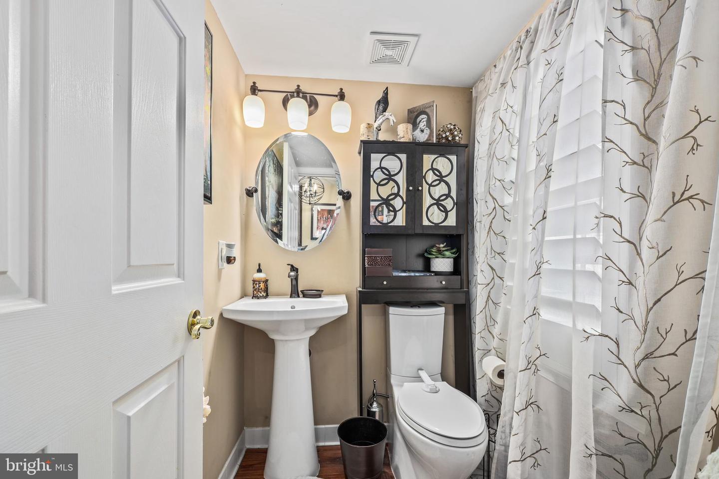 307 OVERLOOK DR #5, OCCOQUAN, Virginia 22125, 2 Bedrooms Bedrooms, ,2 BathroomsBathrooms,Residential,For sale,307 OVERLOOK DR #5,VAPW2084904 MLS # VAPW2084904