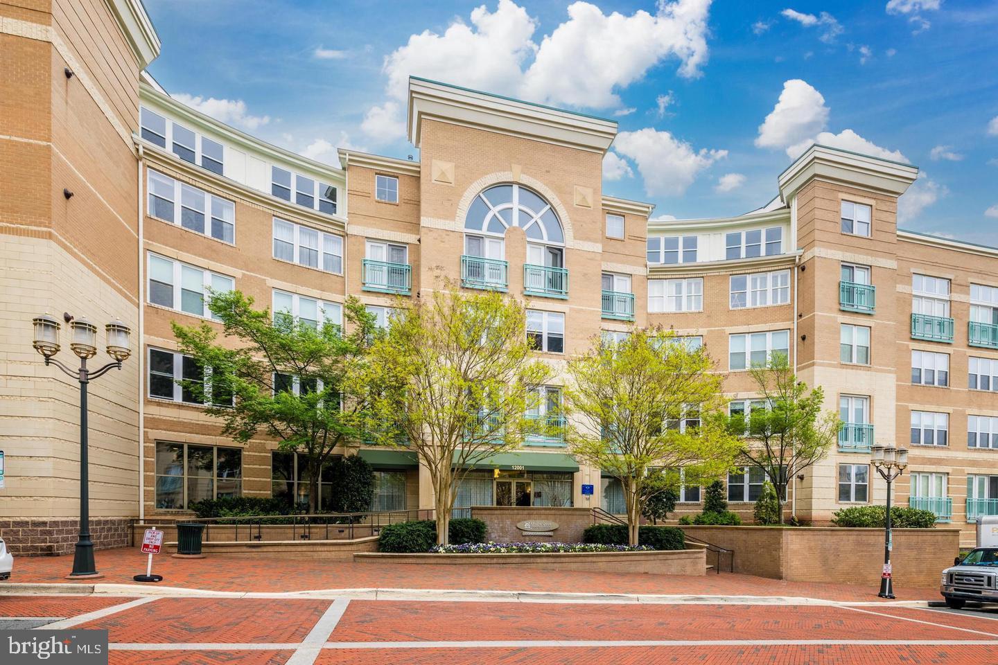 12001 MARKET ST #332, RESTON, Virginia 20190, 2 Bedrooms Bedrooms, ,2 BathroomsBathrooms,Residential,For sale,12001 MARKET ST #332,VAFX2216164 MLS # VAFX2216164