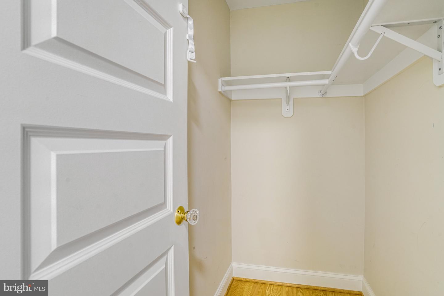 724 N BARTON ST, ARLINGTON, Virginia 22201, 3 Bedrooms Bedrooms, ,2 BathroomsBathrooms,Residential,For sale,724 N BARTON ST,VAAR2052258 MLS # VAAR2052258