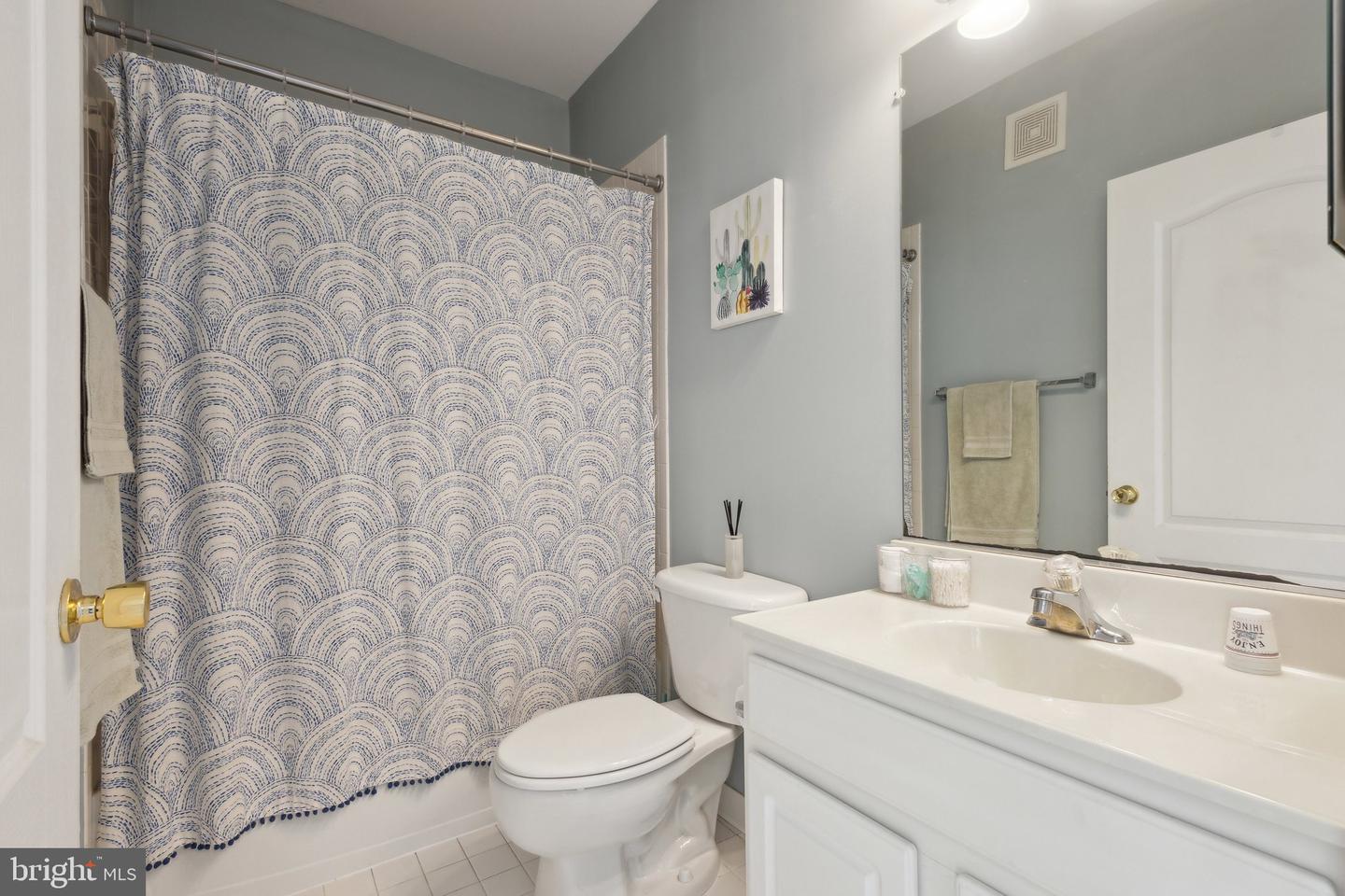 9710 HANDERSON PL #UNIT 307, MANASSAS PARK, Virginia 20111, 2 Bedrooms Bedrooms, ,2 BathroomsBathrooms,Residential,For sale,9710 HANDERSON PL #UNIT 307,VAMP2002698 MLS # VAMP2002698