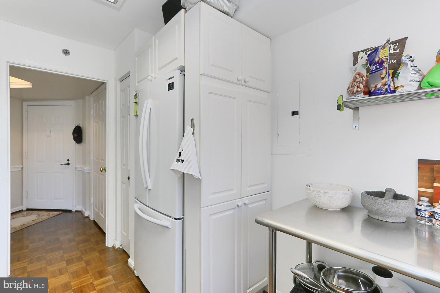 2151 JAMIESON #1803, ALEXANDRIA, Virginia 22314, 1 Bedroom Bedrooms, ,1 BathroomBathrooms,Residential,For sale,2151 JAMIESON #1803,VAAX2040622 MLS # VAAX2040622