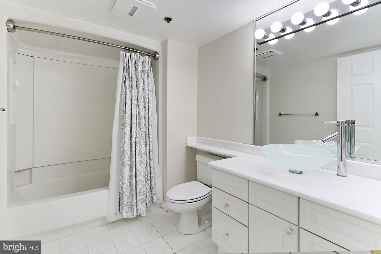 2151 JAMIESON #1803, ALEXANDRIA, Virginia 22314, 1 Bedroom Bedrooms, ,1 BathroomBathrooms,Residential,For sale,2151 JAMIESON #1803,VAAX2040622 MLS # VAAX2040622