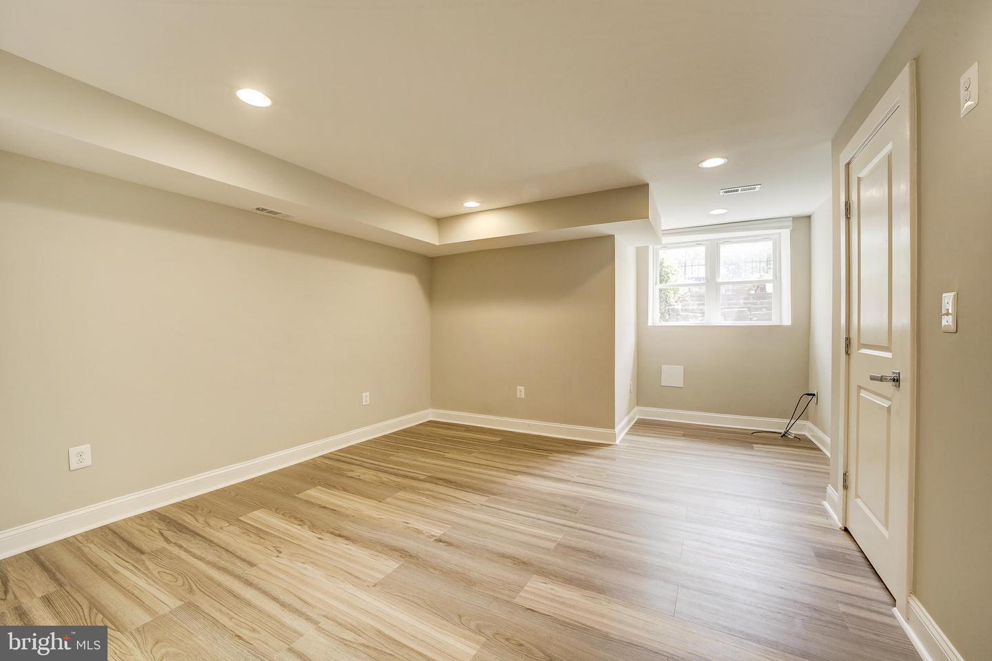 1926 1ST ST NW #1, WASHINGTON, District Of Columbia 20001, 3 Bedrooms Bedrooms, ,3 BathroomsBathrooms,Residential,For sale,1926 1ST ST NW #1,DCDC2161740 MLS # DCDC2161740