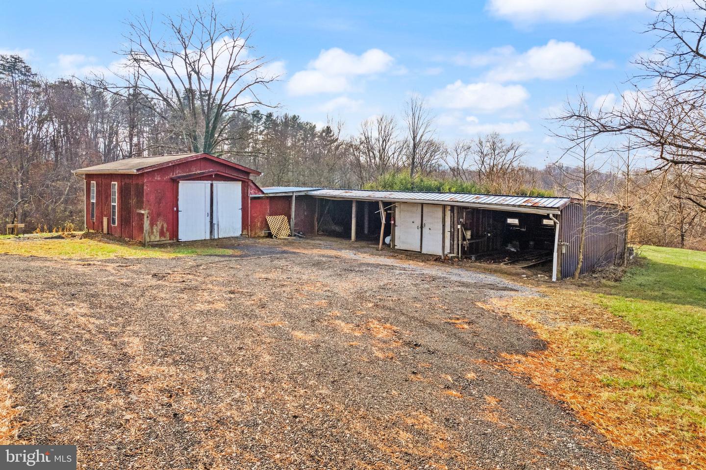 375 SEVEN PONDS RD, AMISSVILLE, Virginia 20106, 7 Bedrooms Bedrooms, ,4 BathroomsBathrooms,Residential,For sale,375 SEVEN PONDS RD,VARP2001876 MLS # VARP2001876