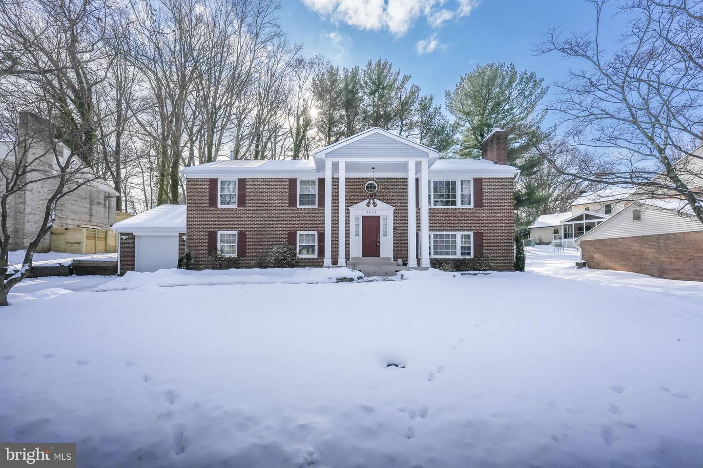 7425 SHREVE RD, FALLS CHURCH, Virginia 22043, 5 Bedrooms Bedrooms, ,3 BathroomsBathrooms,Residential,For sale,7425 SHREVE RD,VAFX2217230 MLS # VAFX2217230