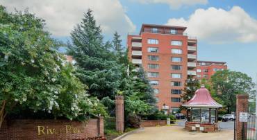 1121 ARLINGTON BLVD #303, ARLINGTON, Virginia 22209, ,1 BathroomBathrooms,Residential,For sale,1121 ARLINGTON BLVD #303,VAAR2052292 MLS # VAAR2052292