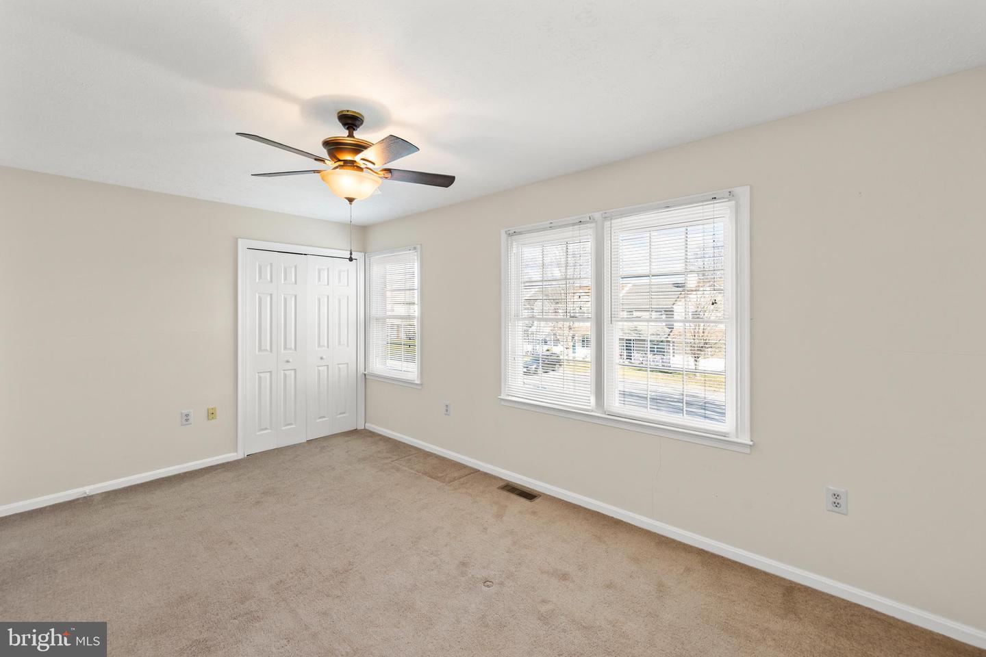 385 SURREY CLUB LN, STEPHENS CITY, Virginia 22655, 2 Bedrooms Bedrooms, ,2 BathroomsBathrooms,Residential,For sale,385 SURREY CLUB LN,VAFV2023648 MLS # VAFV2023648