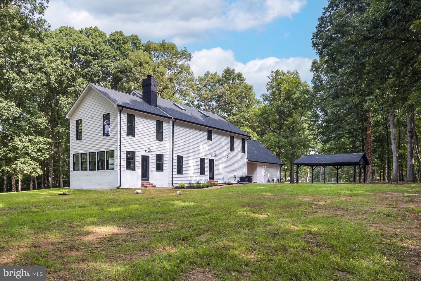 4057 GOLDMINE RD, GOLDVEIN, Virginia 22720, 4 Bedrooms Bedrooms, 10 Rooms Rooms,4 BathroomsBathrooms,Residential,For sale,4057 GOLDMINE RD,VAFQ2015126 MLS # VAFQ2015126