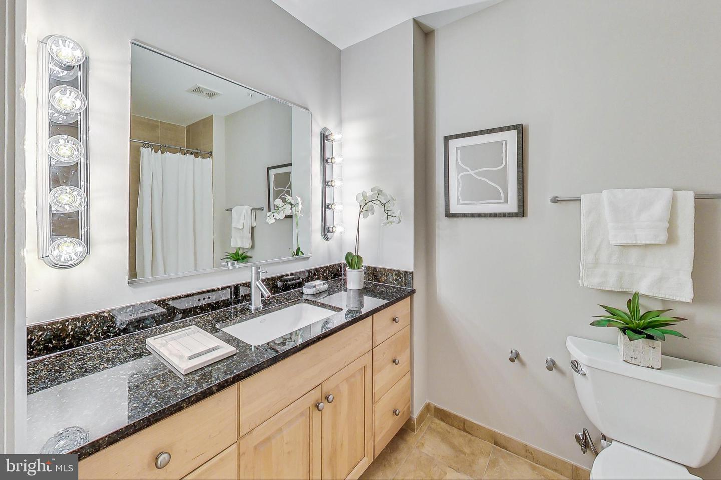 811 4TH ST NW #112, WASHINGTON, District Of Columbia 20001, 2 Bedrooms Bedrooms, ,2 BathroomsBathrooms,Residential,For sale,811 4TH ST NW #112,DCDC2155602 MLS # DCDC2155602