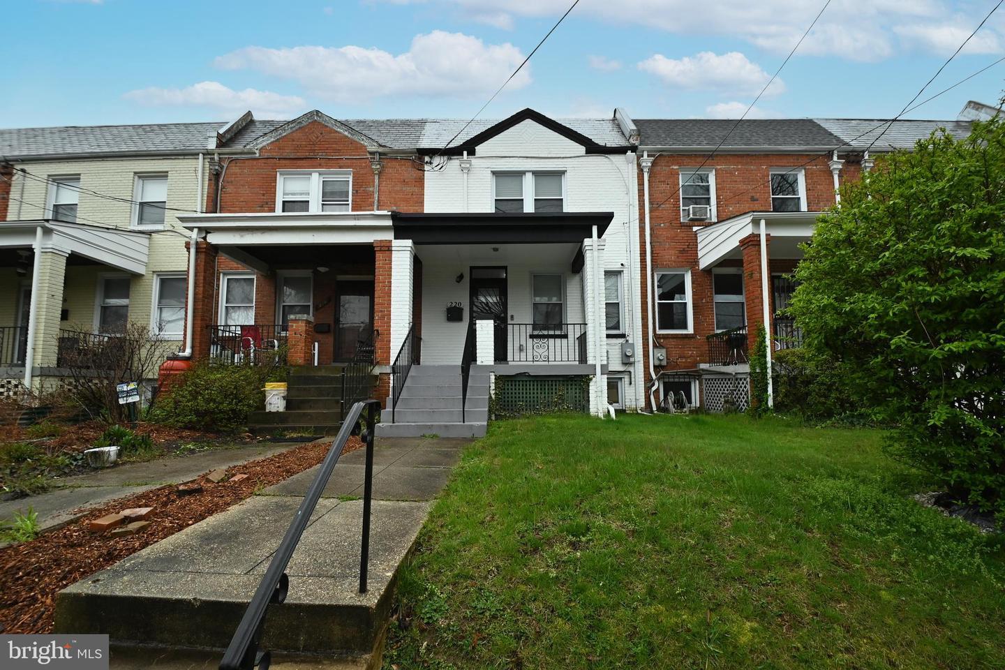 220 GALLATIN ST NW, WASHINGTON, District Of Columbia 20011, 3 Bedrooms Bedrooms, ,2 BathroomsBathrooms,Residential,For sale,220 GALLATIN ST NW,DCDC2173964 MLS # DCDC2173964