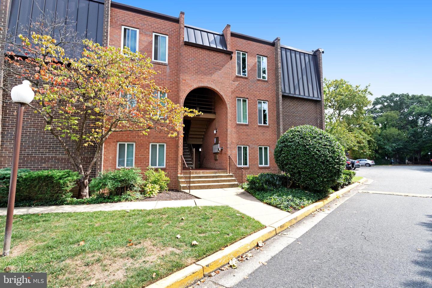 5070 7TH RD S #T2, ARLINGTON, Virginia 22204, 1 Bedroom Bedrooms, ,1 BathroomBathrooms,Residential,For sale,5070 7TH RD S #T2,VAAR2048274 MLS # VAAR2048274