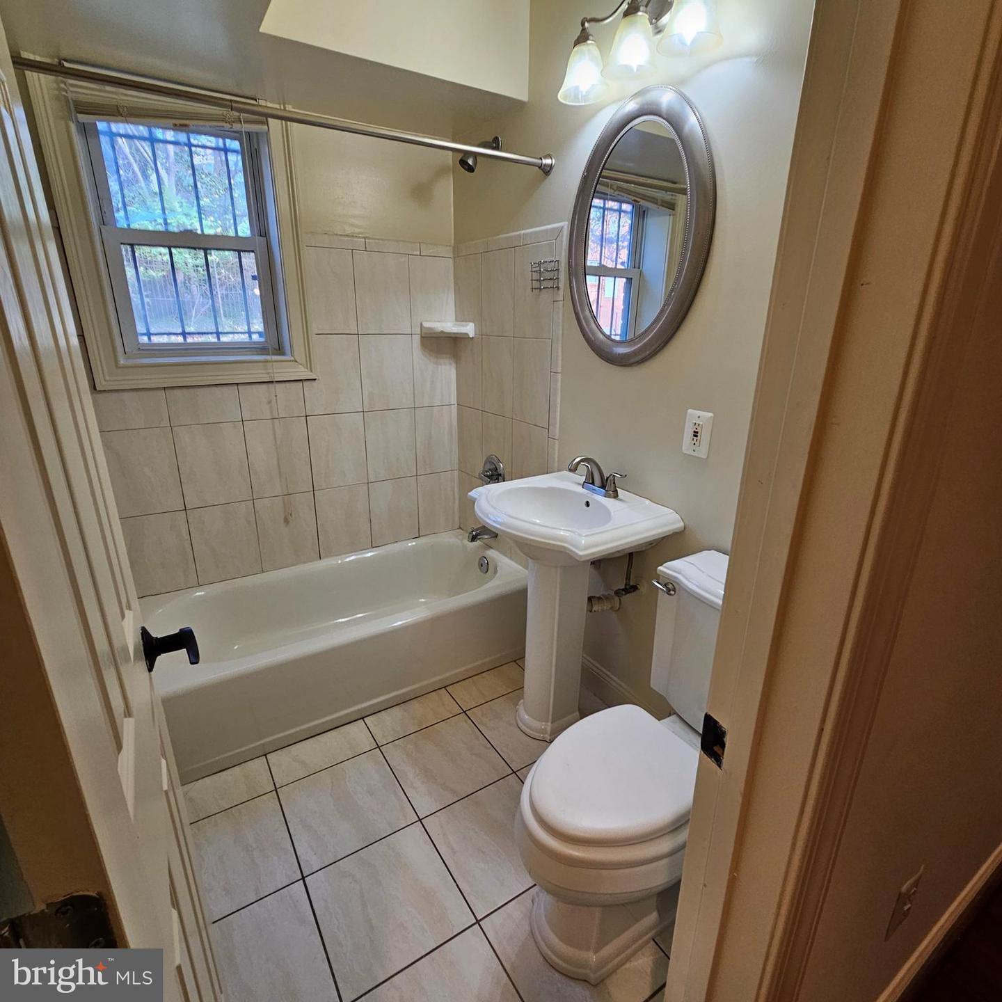 4800 C ST SE #102, WASHINGTON, District Of Columbia 20019, 1 Bedroom Bedrooms, ,1 BathroomBathrooms,Residential,For sale,4800 C ST SE #102,DCDC2120910 MLS # DCDC2120910