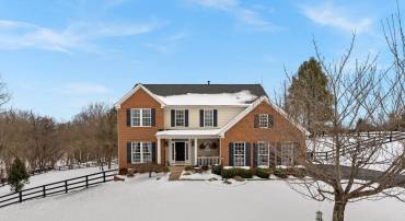 39857 QUARTER BRANCH RD, LOVETTSVILLE, Virginia 20180, 4 Bedrooms Bedrooms, ,3 BathroomsBathrooms,Residential,For sale,39857 QUARTER BRANCH RD,VALO2086092 MLS # VALO2086092