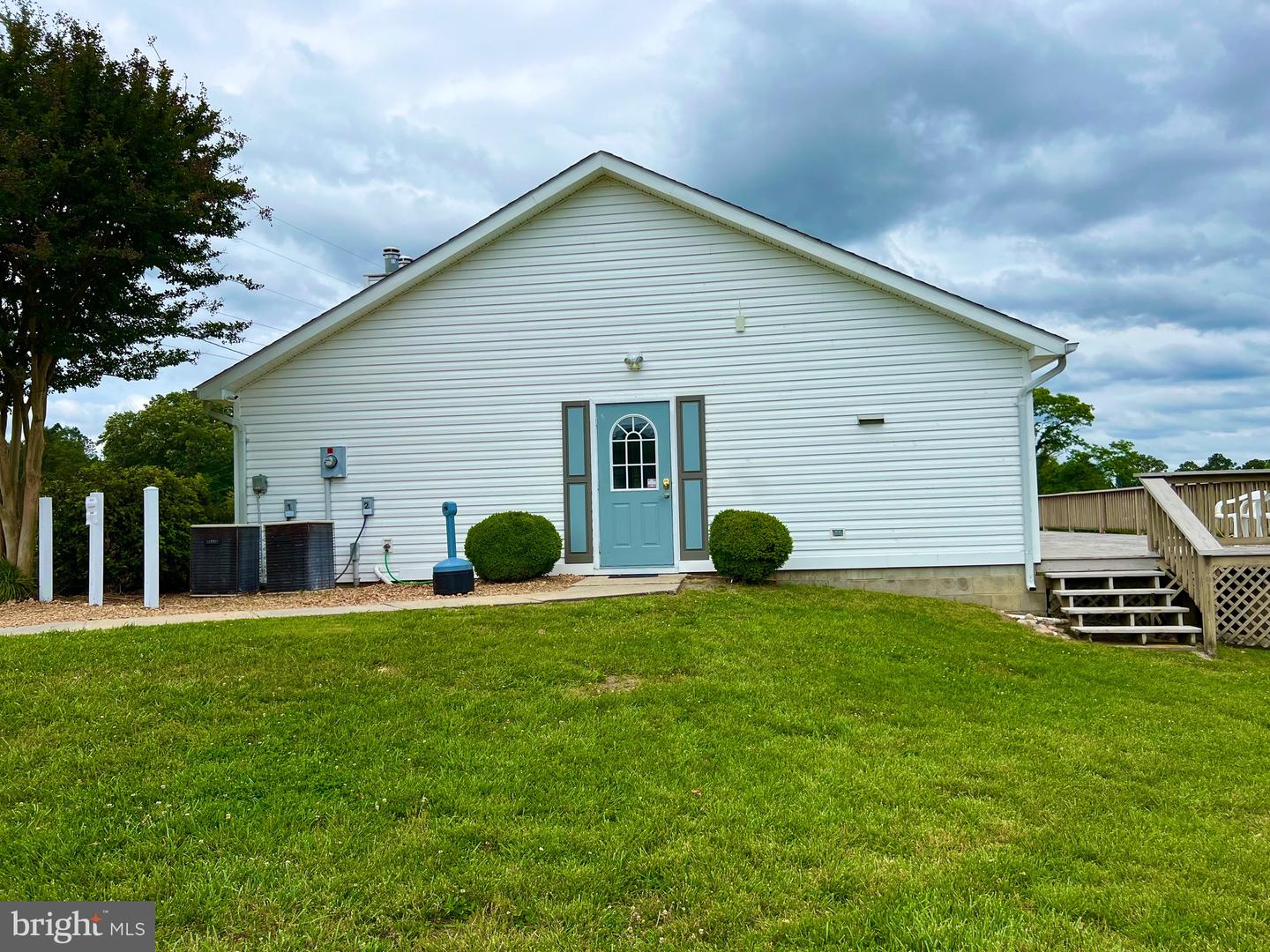 380 CIRCLE LN, COLONIAL BEACH, Virginia 22443, 3 Bedrooms Bedrooms, ,2 BathroomsBathrooms,Residential,For sale,380 CIRCLE LN,VAWE2008026 MLS # VAWE2008026