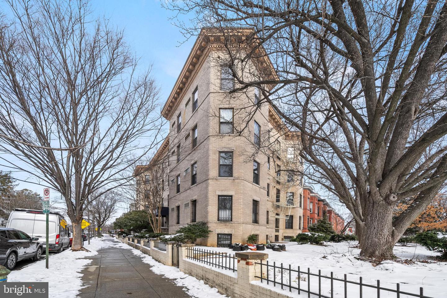 121 13TH ST NE #202, WASHINGTON, District Of Columbia 20002, 1 Bedroom Bedrooms, ,1 BathroomBathrooms,Residential,For sale,121 13TH ST NE #202,DCDC2174308 MLS # DCDC2174308