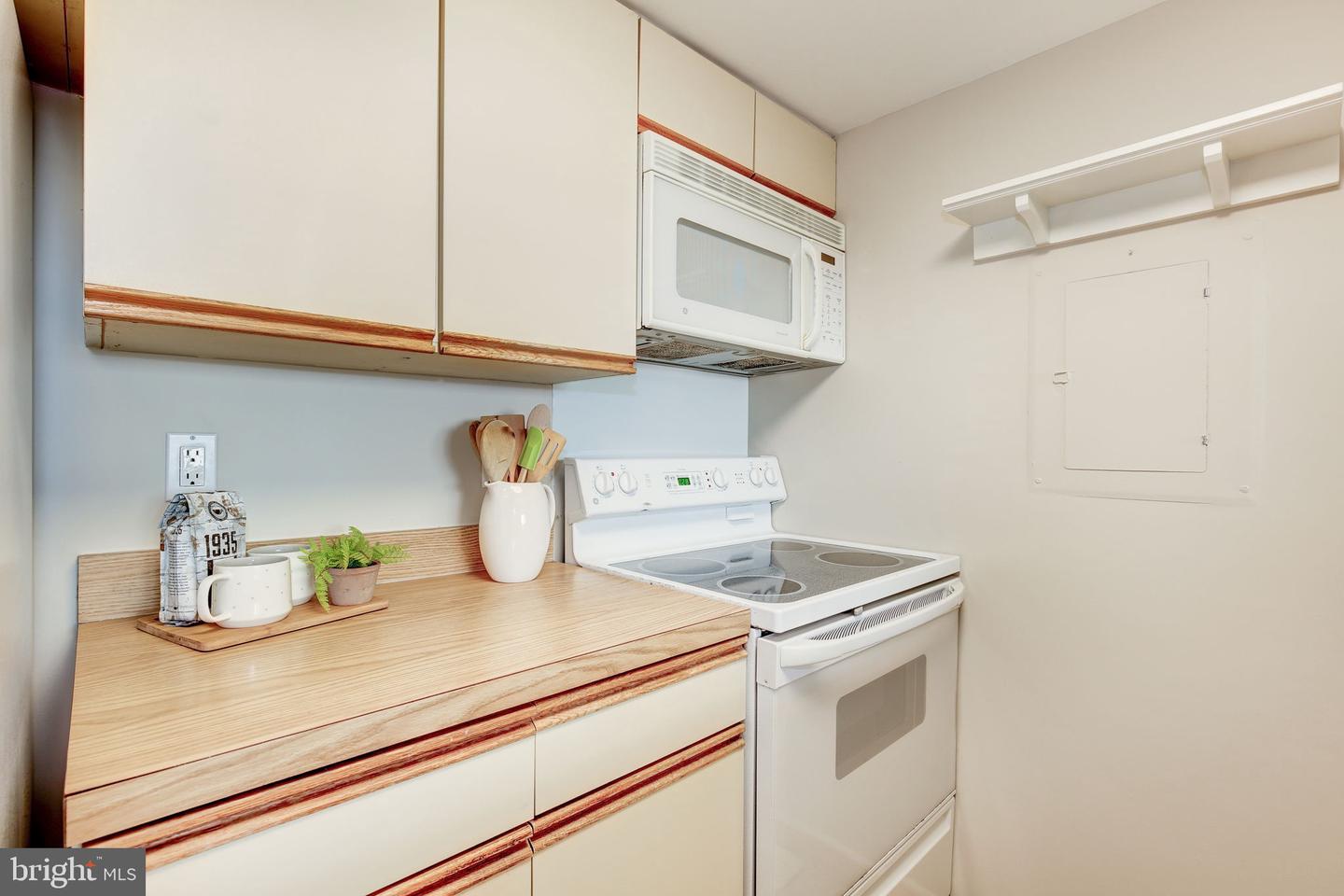 4444 CONNECTICUT AVE NW #407, WASHINGTON, District Of Columbia 20008, 2 Bedrooms Bedrooms, ,1 BathroomBathrooms,Residential,For sale,4444 CONNECTICUT AVE NW #407,DCDC2174336 MLS # DCDC2174336