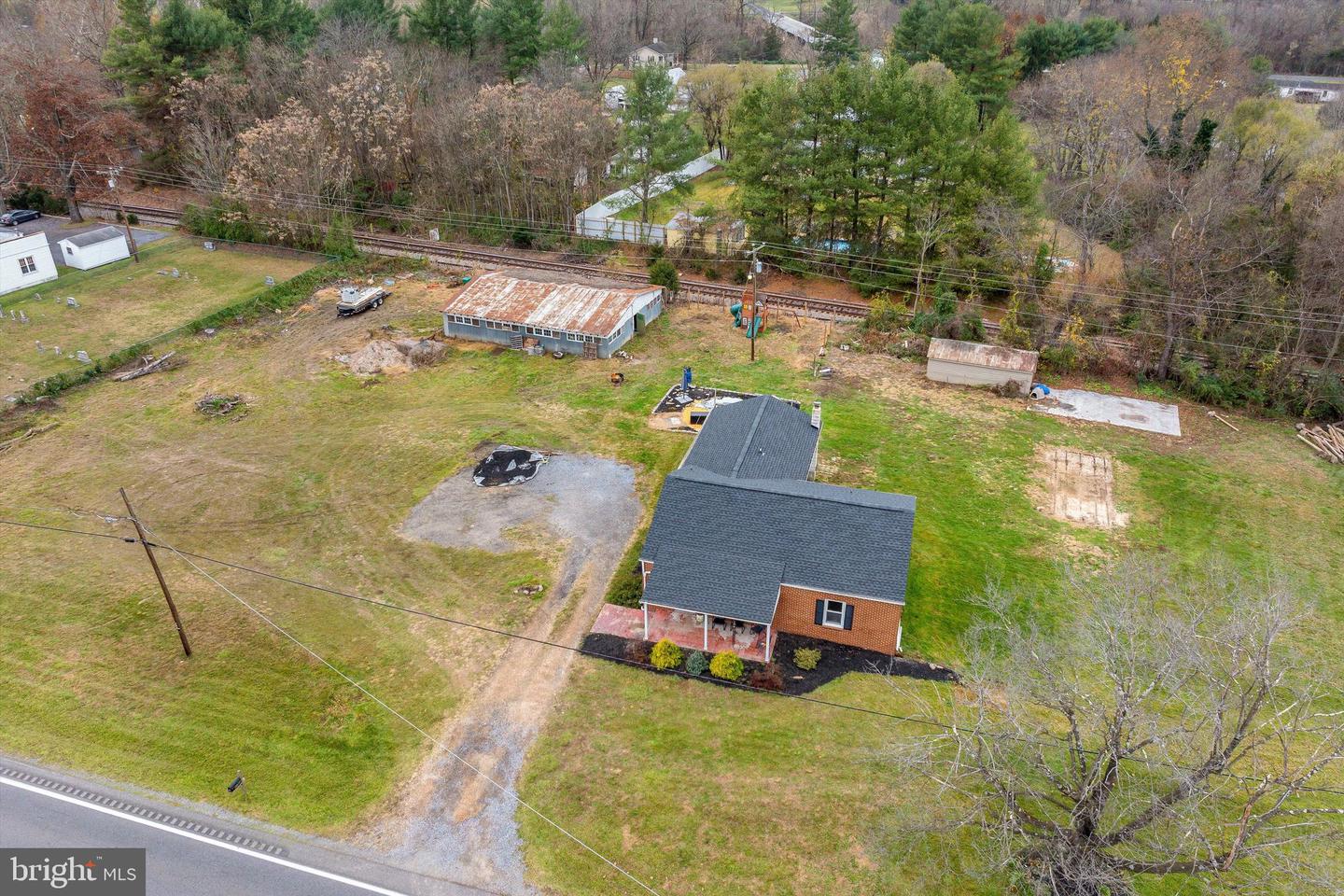 3764 EAST SIDE HWY, GROTTOES, Virginia 24441, 3 Bedrooms Bedrooms, ,2 BathroomsBathrooms,Residential,For sale,3764 EAST SIDE HWY,VAAG2000442 MLS # VAAG2000442