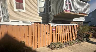 4451 PEMBROOK VILLAGE DR #146, ALEXANDRIA, Virginia 22309, 2 Bedrooms Bedrooms, ,2 BathroomsBathrooms,Residential,For sale,4451 PEMBROOK VILLAGE DR #146,VAFX2217526 MLS # VAFX2217526