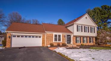 12800 TURBERVILLE LN, HERNDON, Virginia 20171, 3 Bedrooms Bedrooms, ,3 BathroomsBathrooms,Residential,For sale,12800 TURBERVILLE LN,VAFX2215114 MLS # VAFX2215114