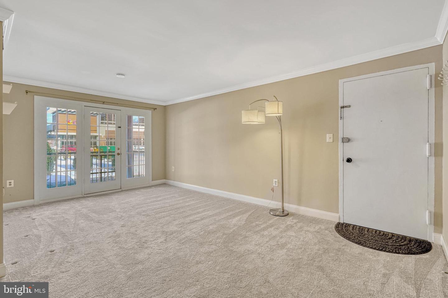 9471 FAIRFAX BLVD #204, FAIRFAX, Virginia 22031, 1 Bedroom Bedrooms, ,1 BathroomBathrooms,Residential,For sale,9471 FAIRFAX BLVD #204,VAFC2005582 MLS # VAFC2005582