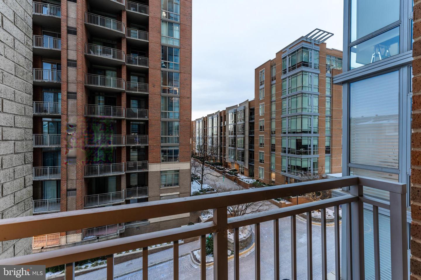 11990 MARKET ST #316, RESTON, Virginia 20190, 1 Bedroom Bedrooms, ,2 BathroomsBathrooms,Residential,For sale,11990 MARKET ST #316,VAFX2217004 MLS # VAFX2217004