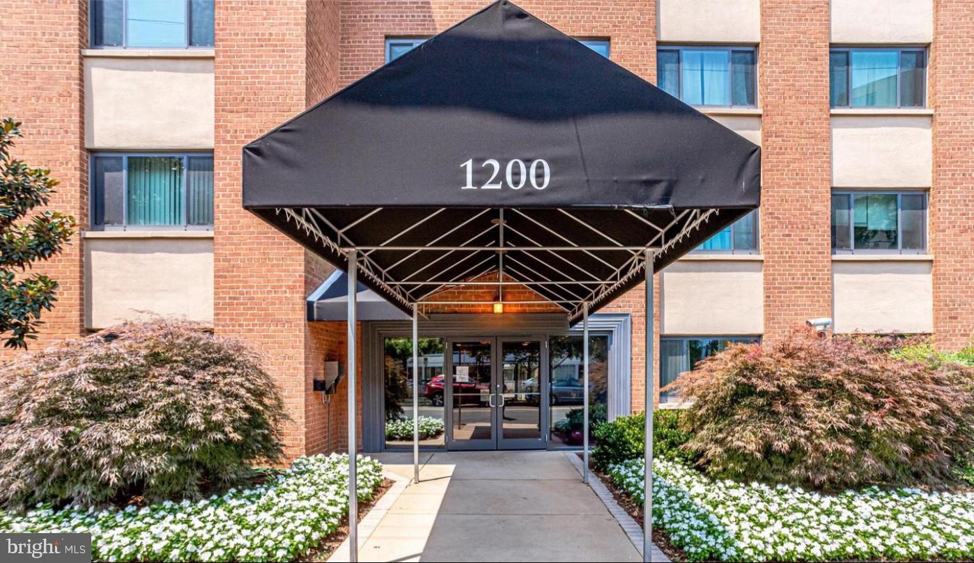 1200 S ARLINGTON RIDGE RD #406, ARLINGTON, Virginia 22202, 2 Bedrooms Bedrooms, ,1 BathroomBathrooms,Residential,For sale,1200 S ARLINGTON RIDGE RD #406,VAAR2052310 MLS # VAAR2052310