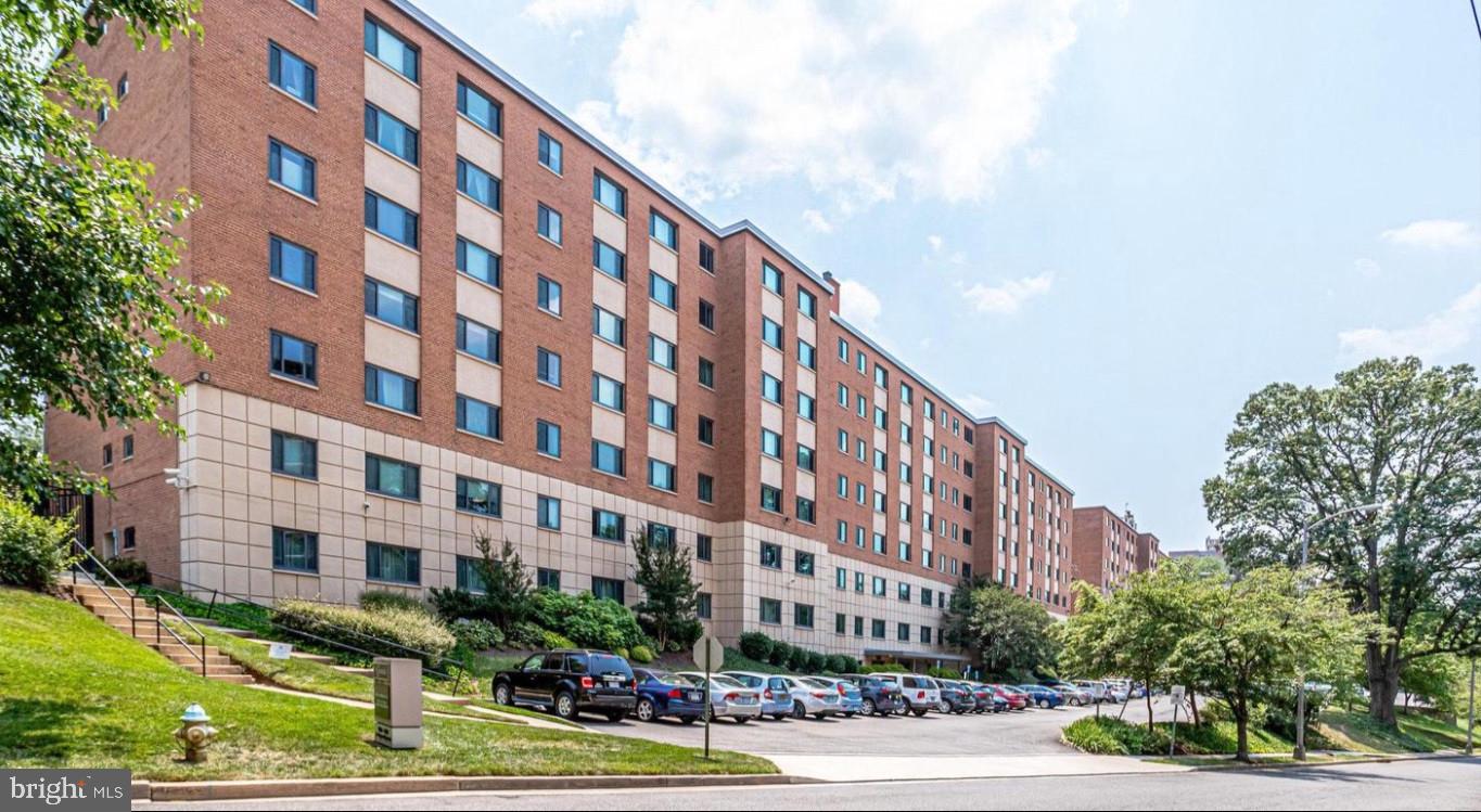 1200 S ARLINGTON RIDGE RD #406, ARLINGTON, Virginia 22202, 2 Bedrooms Bedrooms, ,1 BathroomBathrooms,Residential,For sale,1200 S ARLINGTON RIDGE RD #406,VAAR2052310 MLS # VAAR2052310