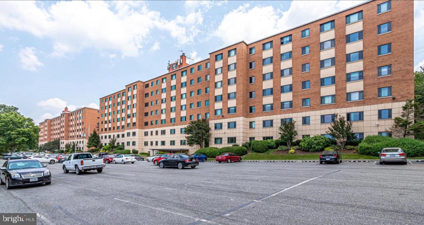 1200 S ARLINGTON RIDGE RD #406, ARLINGTON, Virginia 22202, 2 Bedrooms Bedrooms, ,1 BathroomBathrooms,Residential,For sale,1200 S ARLINGTON RIDGE RD #406,VAAR2052310 MLS # VAAR2052310