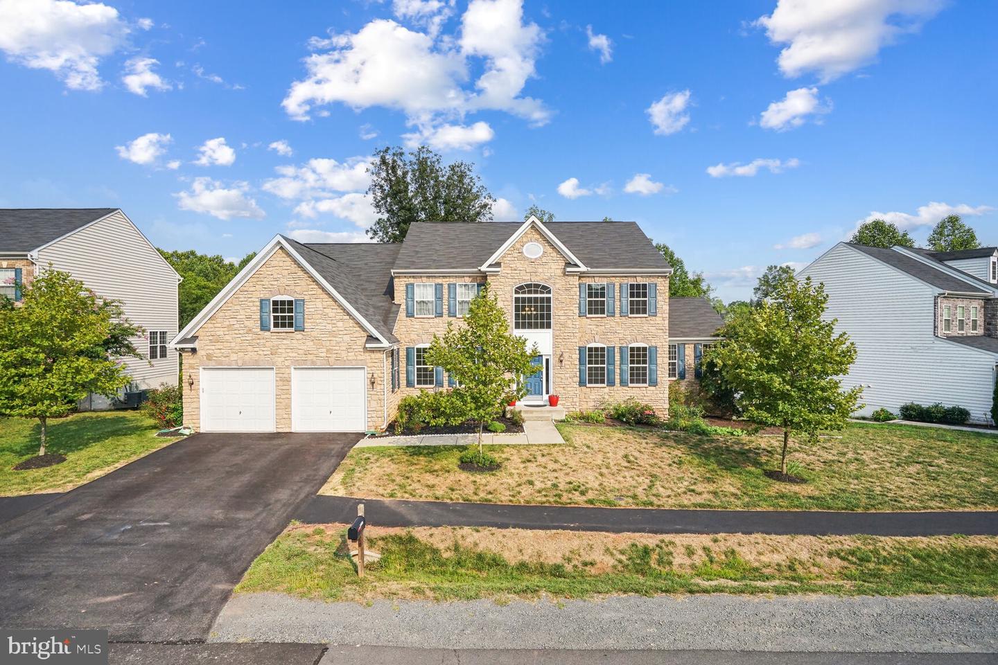 24008 MILL WHEEL PL, ALDIE, Virginia 20105, 6 Bedrooms Bedrooms, ,7 BathroomsBathrooms,Residential,For sale,24008 MILL WHEEL PL,VALO2086450 MLS # VALO2086450