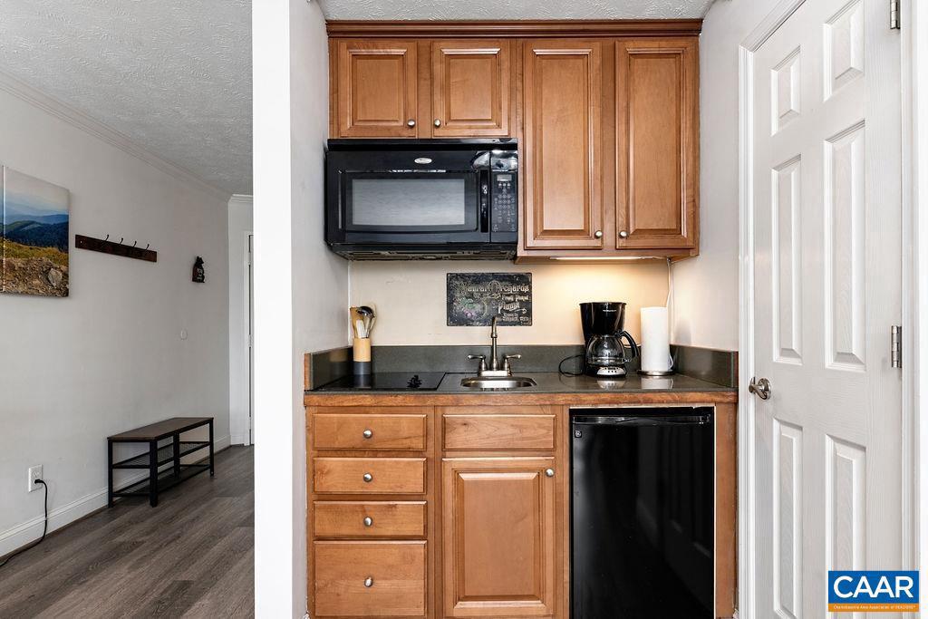 214 TIMBERS CONDOS, WINTERGREEN RESORT, Virginia 22967, 1 Bedroom Bedrooms, ,1 BathroomBathrooms,Residential,For sale,214 TIMBERS CONDOS,660028 MLS # 660028