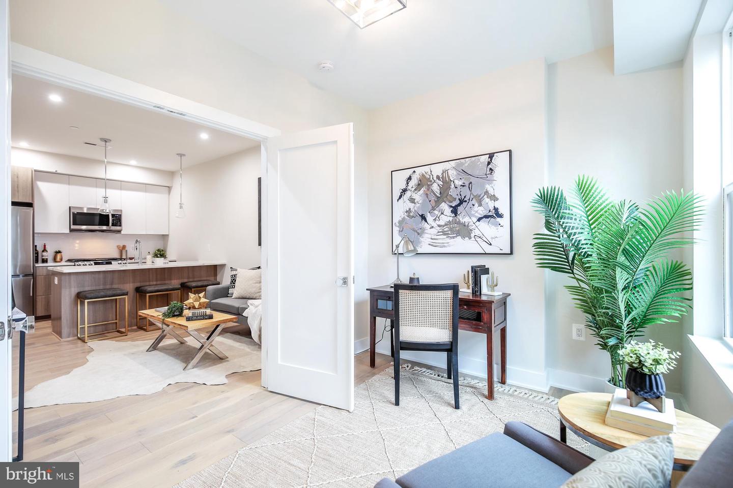 1421 SPRING RD NW #201, WASHINGTON, District Of Columbia 20010, 2 Bedrooms Bedrooms, ,1 BathroomBathrooms,Residential,For sale,1421 SPRING RD NW #201,DCDC2174706 MLS # DCDC2174706