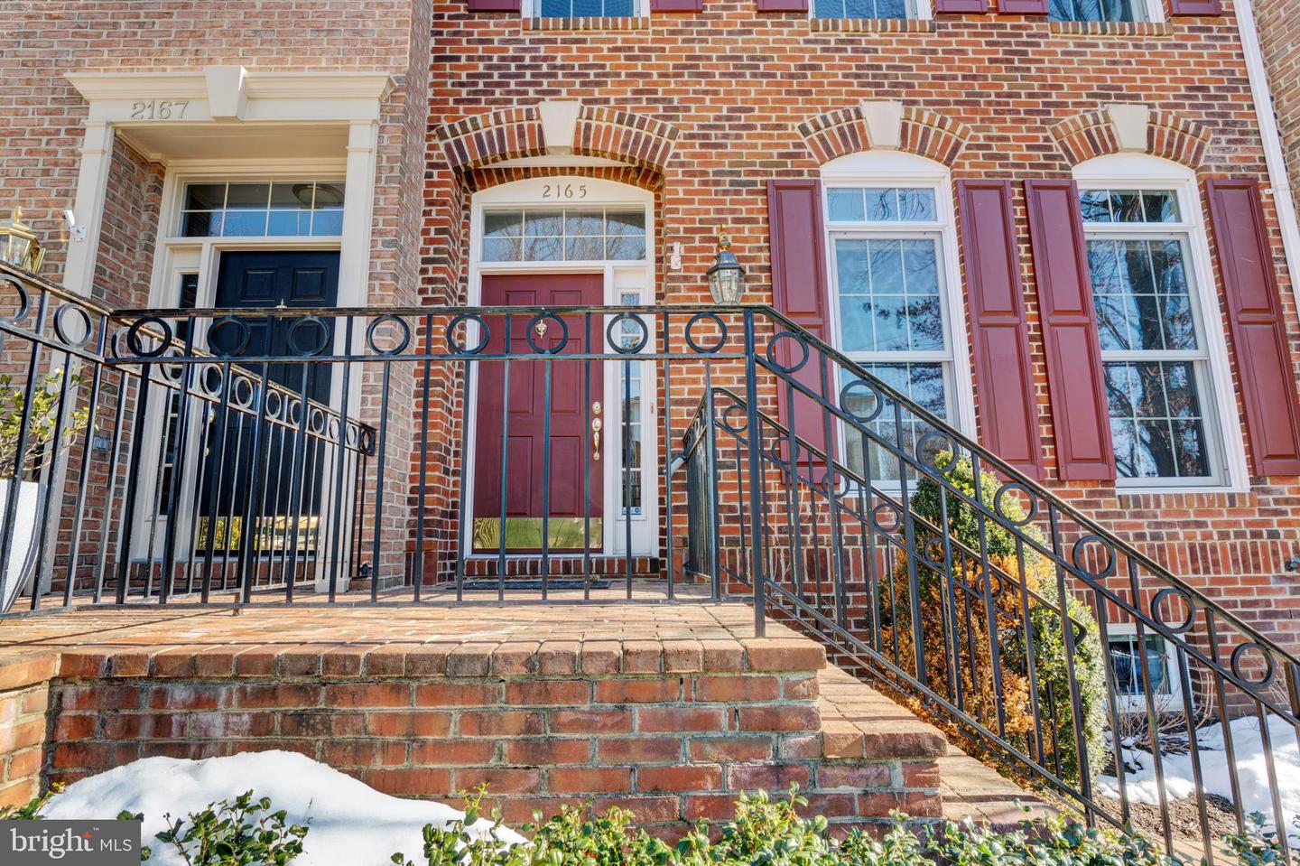 2165 N PIERCE ST, ARLINGTON, Virginia 22209, 3 Bedrooms Bedrooms, ,3 BathroomsBathrooms,Residential,For sale,2165 N PIERCE ST,VAAR2048996 MLS # VAAR2048996