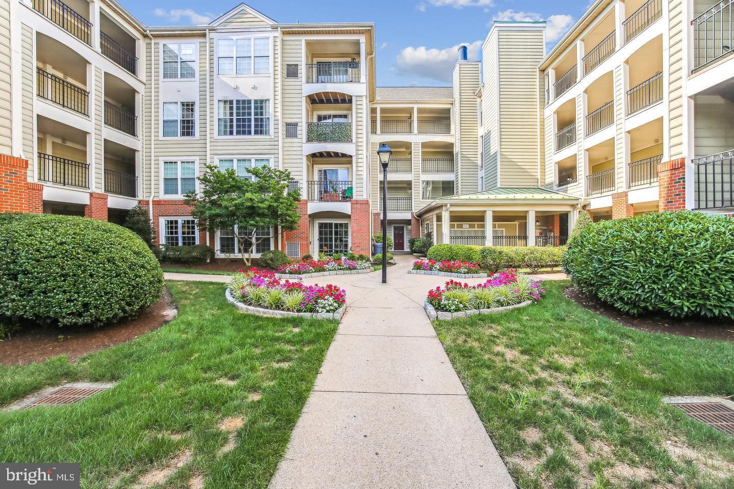 1100 QUAKER HILL DR #404, ALEXANDRIA, Virginia 22314, 1 Bedroom Bedrooms, ,1 BathroomBathrooms,Residential,For sale,1100 QUAKER HILL DR #404,VAAX2040660 MLS # VAAX2040660