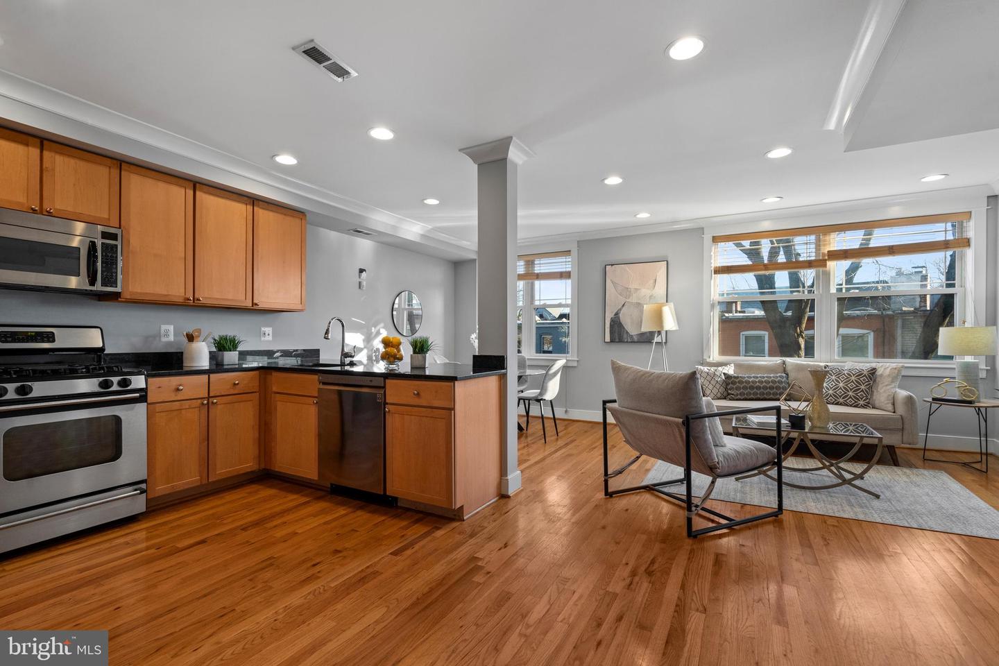 1301 S CAROLINA AVE SE #7, WASHINGTON, District Of Columbia 20003, 1 Bedroom Bedrooms, ,1 BathroomBathrooms,Residential,For sale,1301 S CAROLINA AVE SE #7,DCDC2174452 MLS # DCDC2174452