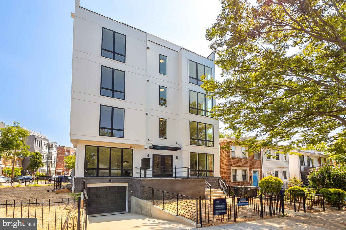 930 KENNEDY ST NW #10, WASHINGTON, District Of Columbia 20011, 3 Bedrooms Bedrooms, ,3 BathroomsBathrooms,Residential,For sale,930 KENNEDY ST NW #10,DCDC2174736 MLS # DCDC2174736