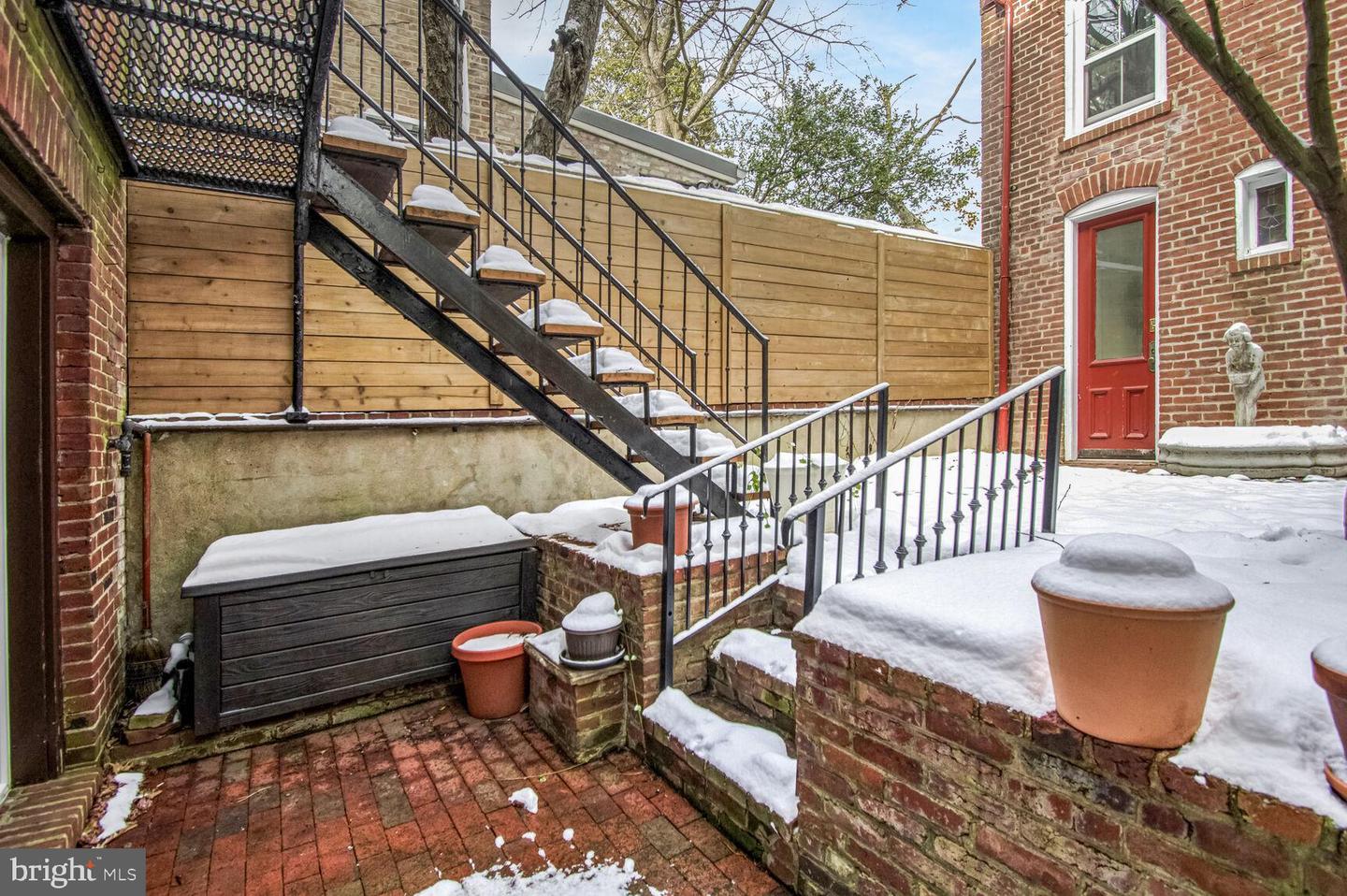 812 E ST SE, WASHINGTON, District Of Columbia 20003, 4 Bedrooms Bedrooms, ,3 BathroomsBathrooms,Residential,For sale,812 E ST SE,DCDC2174756 MLS # DCDC2174756