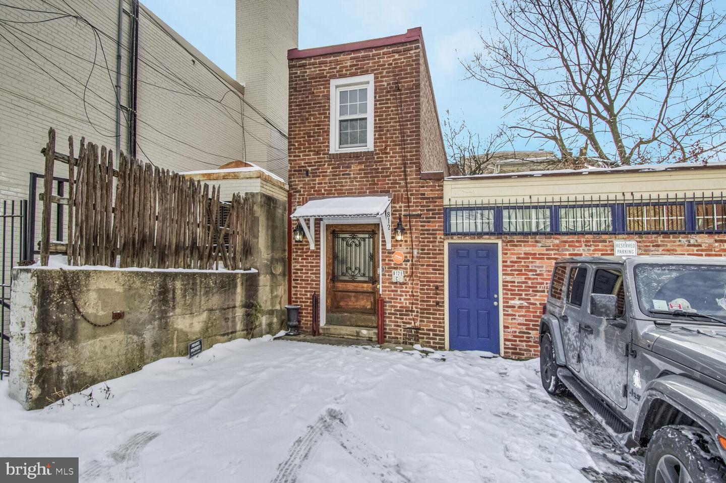 812 E ST SE, WASHINGTON, District Of Columbia 20003, 4 Bedrooms Bedrooms, ,3 BathroomsBathrooms,Residential,For sale,812 E ST SE,DCDC2174756 MLS # DCDC2174756