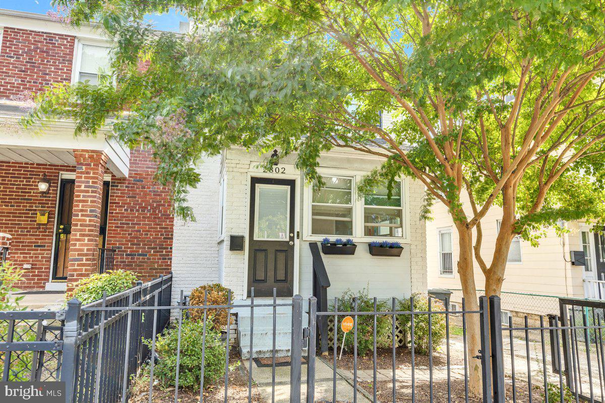 2802 BRUCE PL SE, WASHINGTON, District Of Columbia 20020, 3 Bedrooms Bedrooms, ,2 BathroomsBathrooms,Residential,For sale,2802 BRUCE PL SE,DCDC2158696 MLS # DCDC2158696