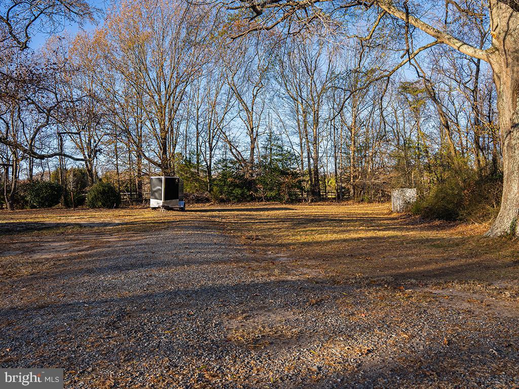 13405 DAHLGREN RD, KING GEORGE, Virginia 22485, 3 Bedrooms Bedrooms, ,2 BathroomsBathrooms,Residential,For sale,13405 DAHLGREN RD,VAKG2005816 MLS # VAKG2005816