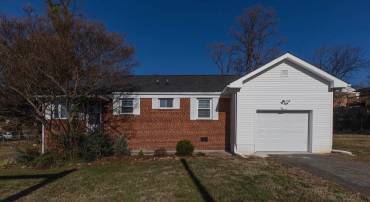 2741 WOODLEY PL, FALLS CHURCH, Virginia 22046, 3 Bedrooms Bedrooms, ,2 BathroomsBathrooms,Residential,For sale,2741 WOODLEY PL,VAFX2215390 MLS # VAFX2215390