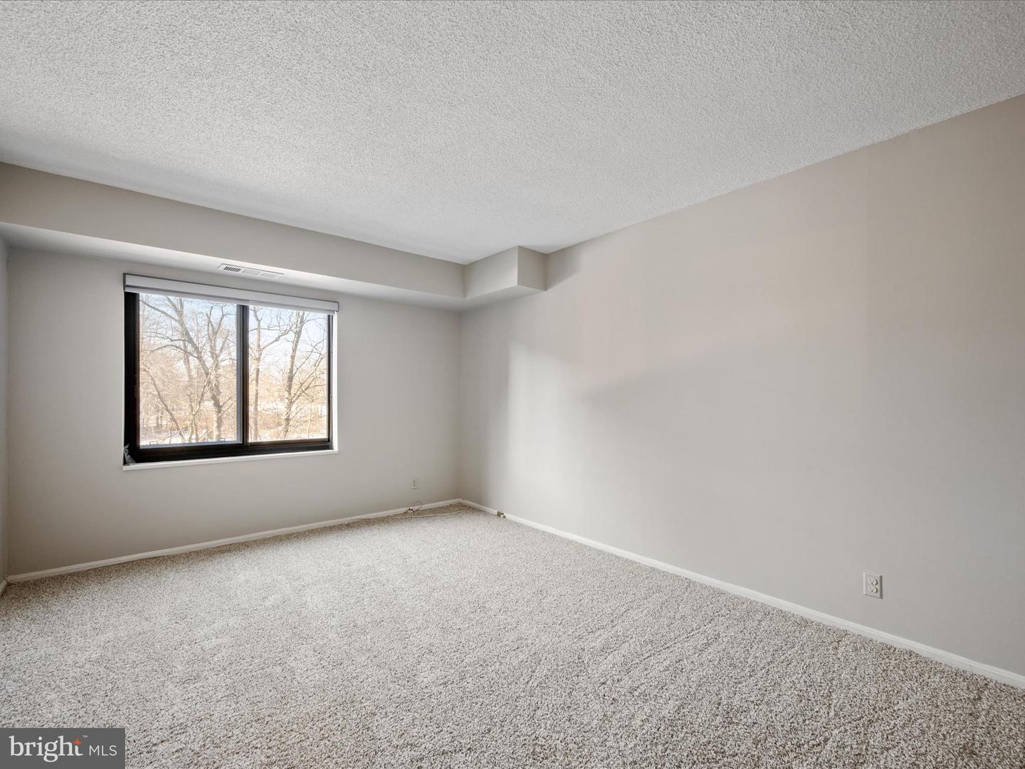 203 YOAKUM PKWY #607, ALEXANDRIA, Virginia 22304, 2 Bedrooms Bedrooms, ,2 BathroomsBathrooms,Residential,For sale,203 YOAKUM PKWY #607,VAAX2040350 MLS # VAAX2040350