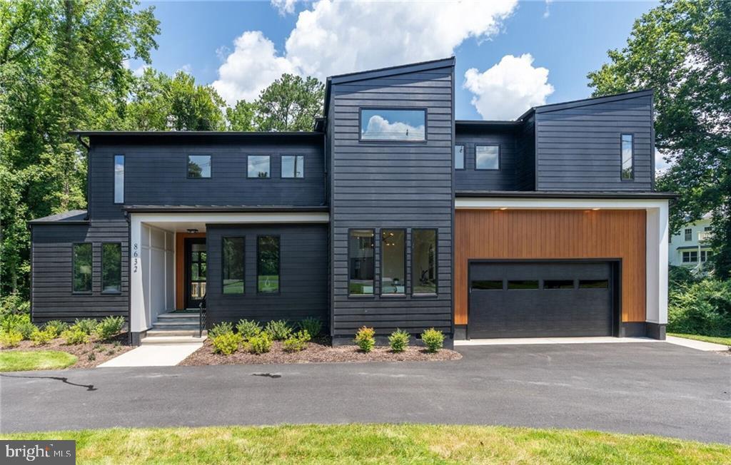 8632 CHEROKEE RD, RICHMOND, Virginia 23235, 3 Bedrooms Bedrooms, 7 Rooms Rooms,2 BathroomsBathrooms,Residential,For sale,8632 CHEROKEE RD,VARC2000590 MLS # VARC2000590