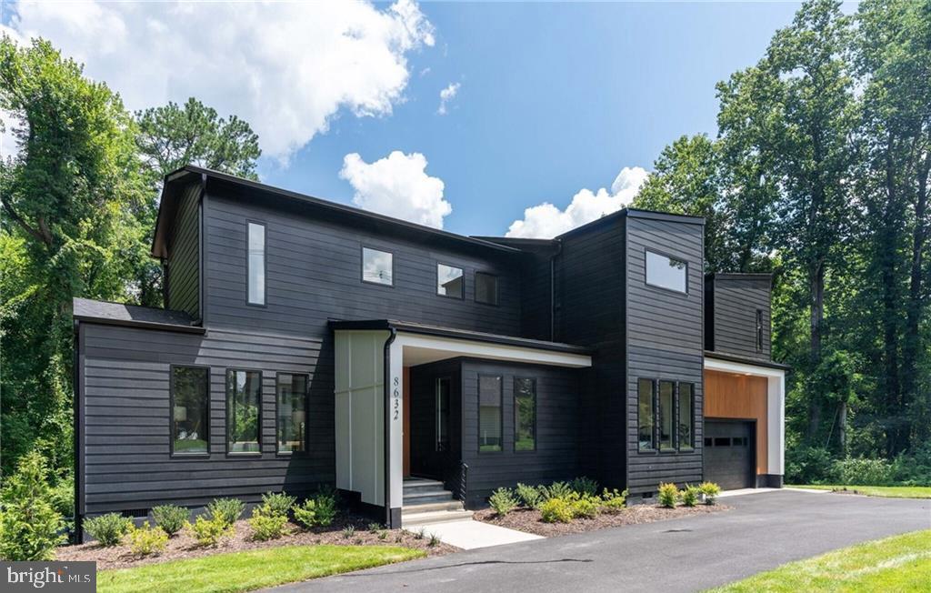 8632 CHEROKEE RD, RICHMOND, Virginia 23235, 3 Bedrooms Bedrooms, 7 Rooms Rooms,2 BathroomsBathrooms,Residential,For sale,8632 CHEROKEE RD,VARC2000590 MLS # VARC2000590