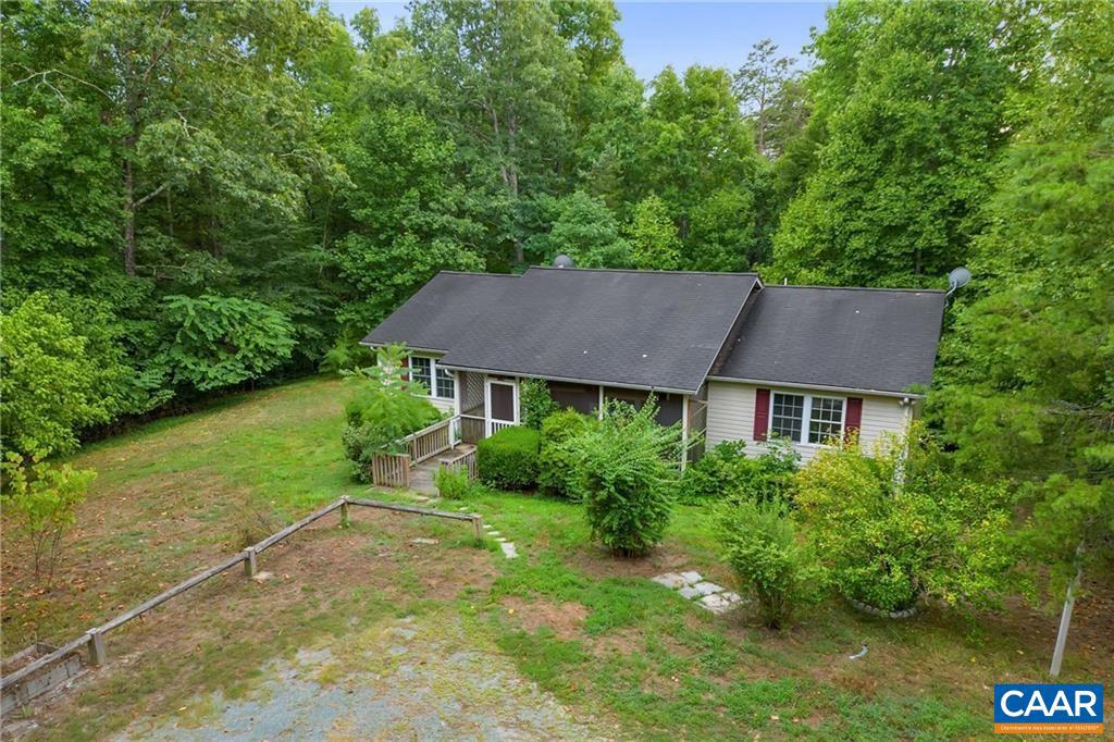 3046 HELLS BEND RD, PALMYRA, Virginia 22963, 3 Bedrooms Bedrooms, ,2 BathroomsBathrooms,Residential,For sale,3046 HELLS BEND RD,660044 MLS # 660044