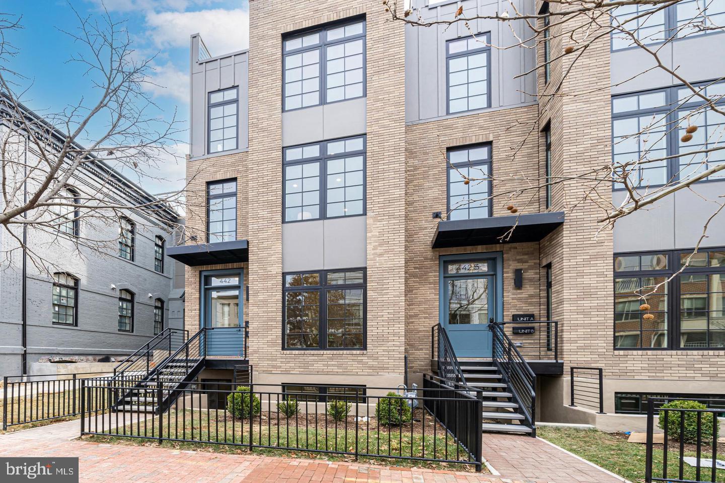 442 R ST NW #A, WASHINGTON, District Of Columbia 20001, 3 Bedrooms Bedrooms, ,3 BathroomsBathrooms,Residential,For sale,442 R ST NW #A,DCDC2174922 MLS # DCDC2174922