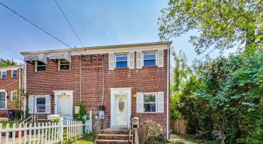 118 S INGRAM ST, ALEXANDRIA, Virginia 22304, 2 Bedrooms Bedrooms, ,2 BathroomsBathrooms,Residential,For sale,118 S INGRAM ST,VAAX2035308 MLS # VAAX2035308