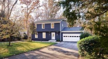 10916 HOWLAND DR, RESTON, Virginia 20191, 4 Bedrooms Bedrooms, ,3 BathroomsBathrooms,Residential,For sale,10916 HOWLAND DR,VAFX2205706 MLS # VAFX2205706