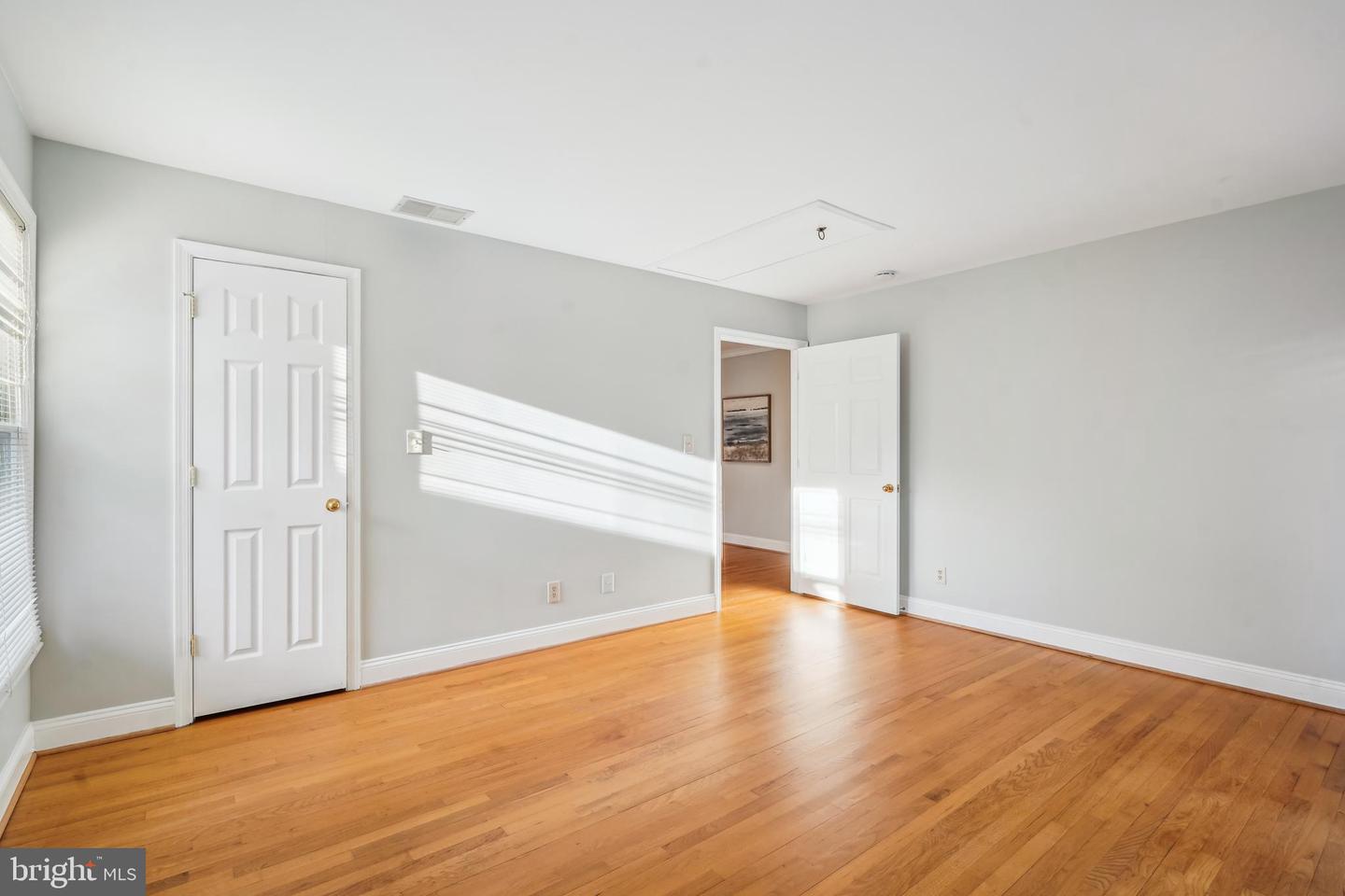 5615 MACARTHUR BLVD NW, WASHINGTON, District Of Columbia 20016, 4 Bedrooms Bedrooms, ,3 BathroomsBathrooms,Residential,For sale,5615 MACARTHUR BLVD NW,DCDC2171932 MLS # DCDC2171932