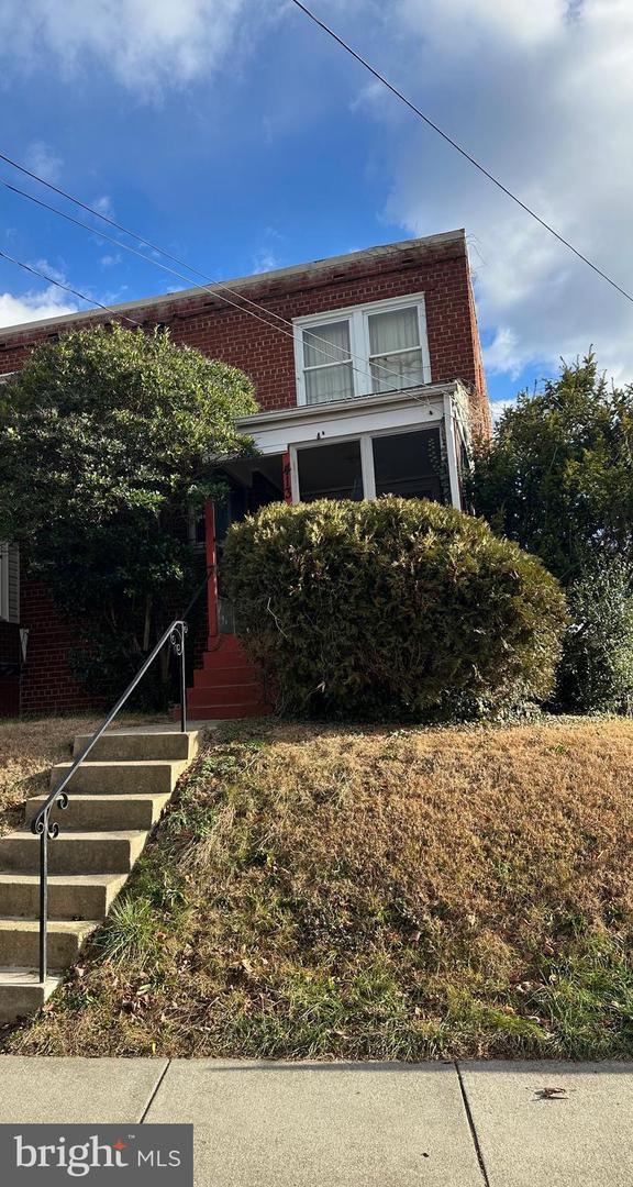 413 KENNEDY ST NE, WASHINGTON, District Of Columbia 20011, 3 Bedrooms Bedrooms, ,1 BathroomBathrooms,Residential,For sale,413 KENNEDY ST NE,DCDC2172462 MLS # DCDC2172462